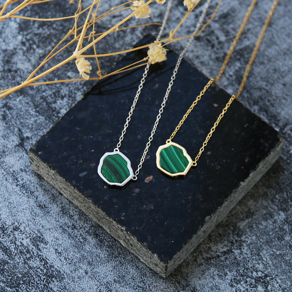 LUCK - Malachite Single Stone Necklace (Silver)