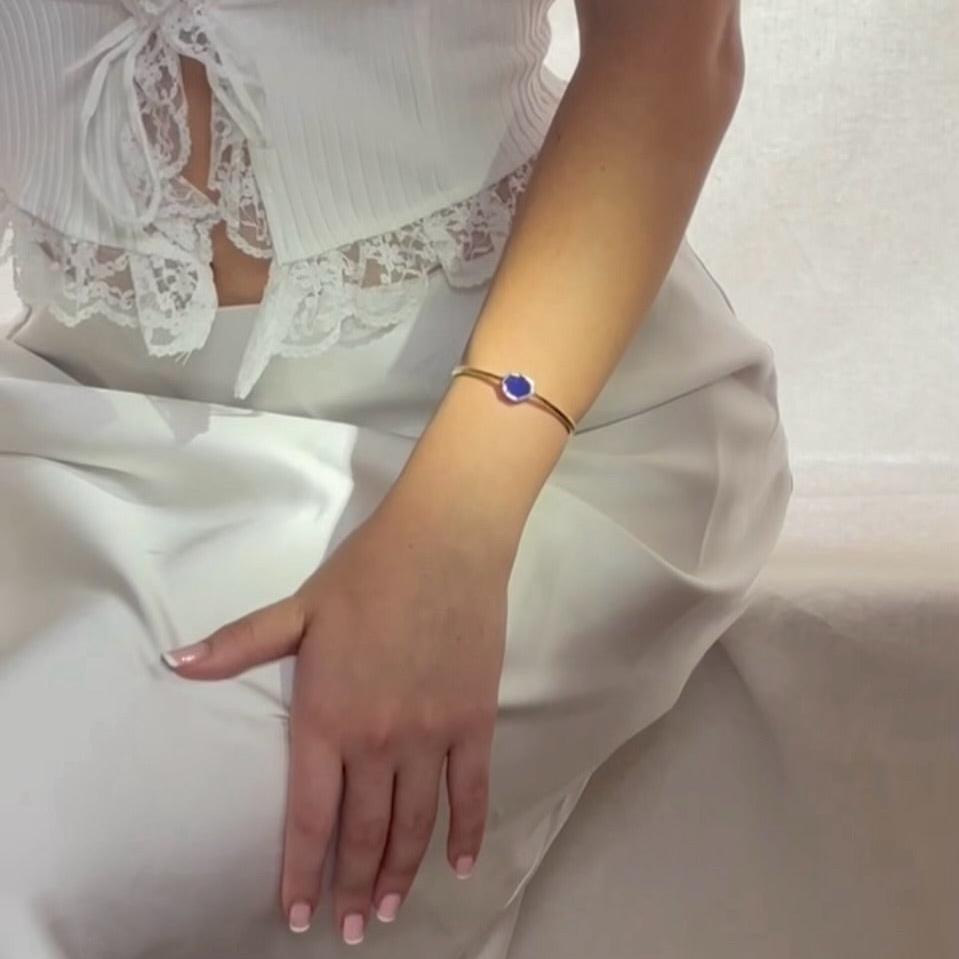 STRENGTH - Lapis Lazuli Single Stone Cuff (Gold)