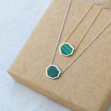 Load image into Gallery viewer, LUCK - Malachite Single Stone Necklace

